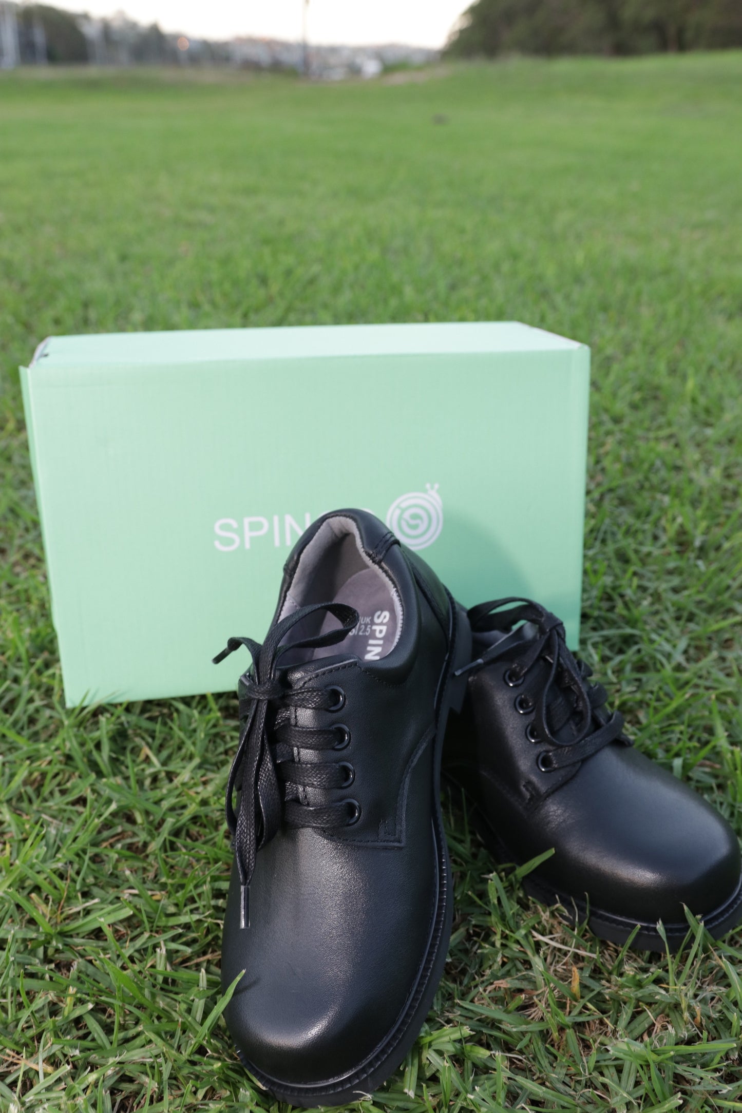 Classic Black Leather Lace-Up School Shoes (Unisex)